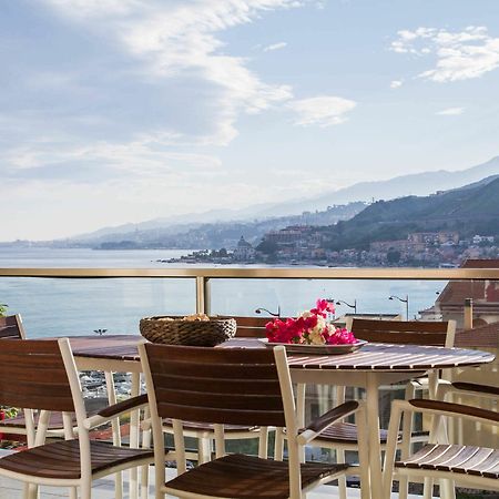 Luxury Apartment Messina Buitenkant foto