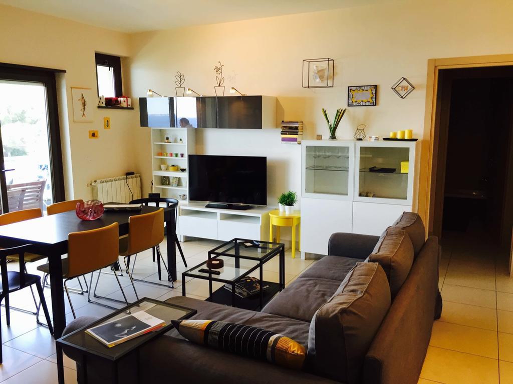 Luxury Apartment Messina Kamer foto