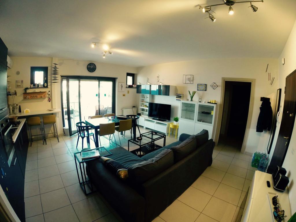 Luxury Apartment Messina Kamer foto